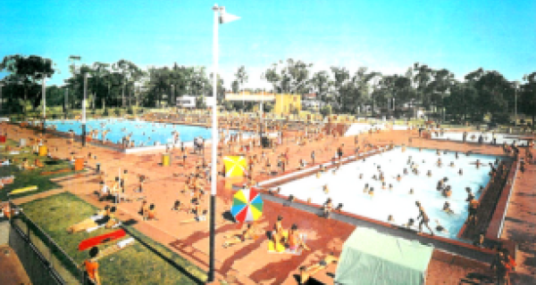 Old Postcard of Aqualink Nunawading in 1959