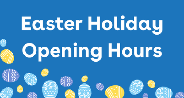 Image of text 'Easter Holiday Opening Hours'